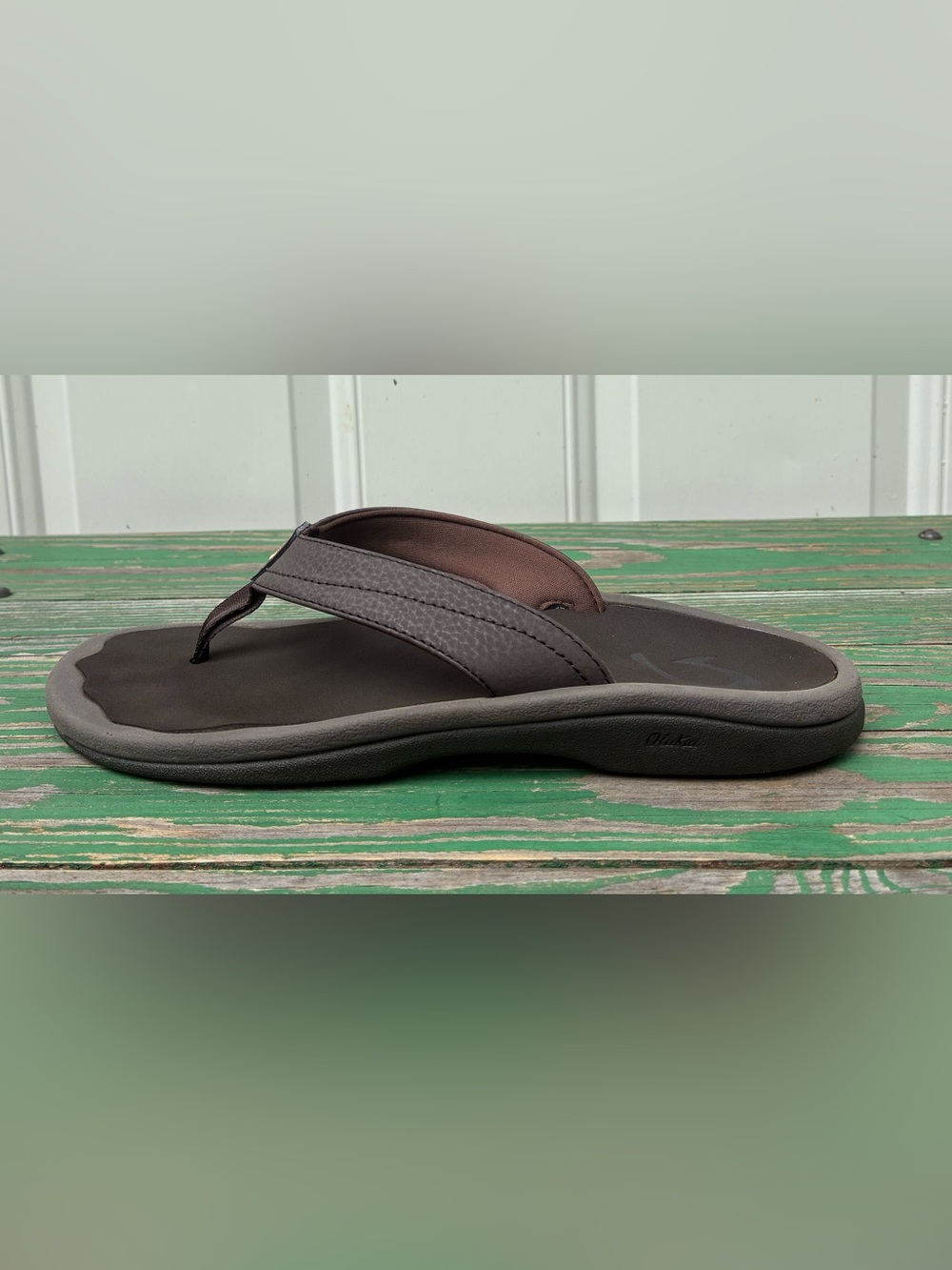 OluKai OHANA Womens Sz 8 Slip On Thong Sandals Brown Flip Flop Beach Summer - Picture 14 of 16